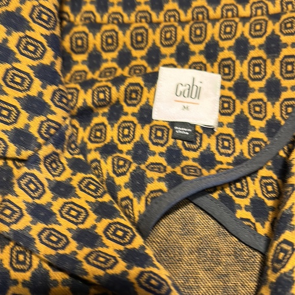 Cabi woman’s blazer - Picture 2 of 4